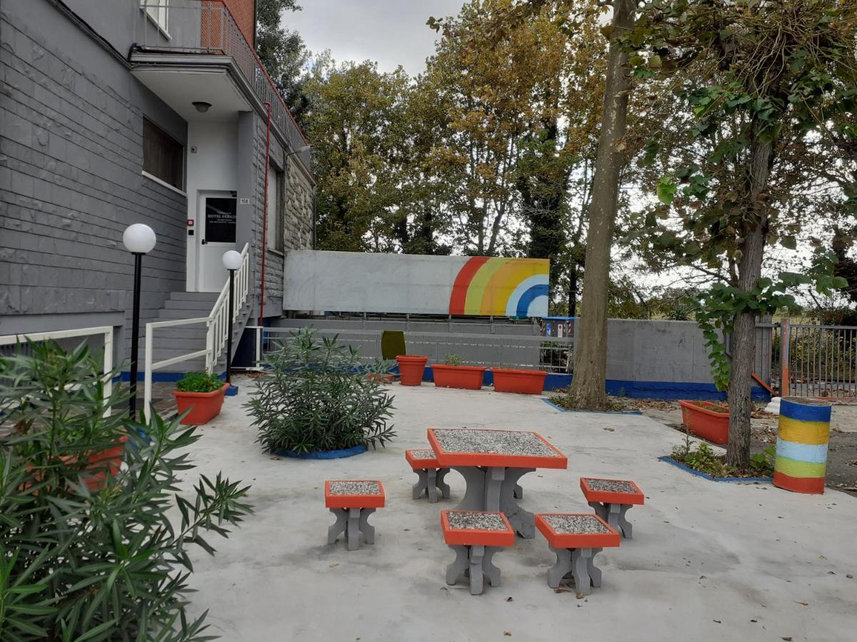 Hotel Paradiso 3*