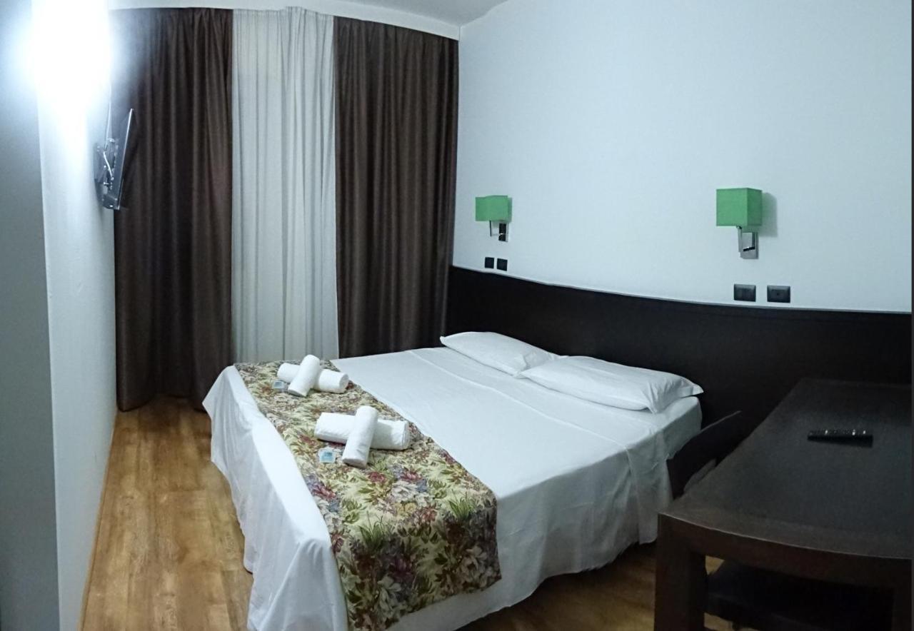 Paradiso Hotel